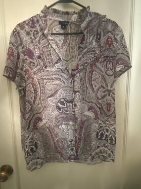 Paisley Short-Sleeve Blouse in Lavender and Cream (East 5th)